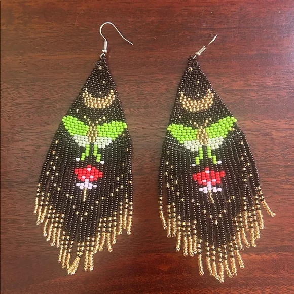 Elegant Luna Moth Seed Bead Dangle Earrings - Picture 1 of 4